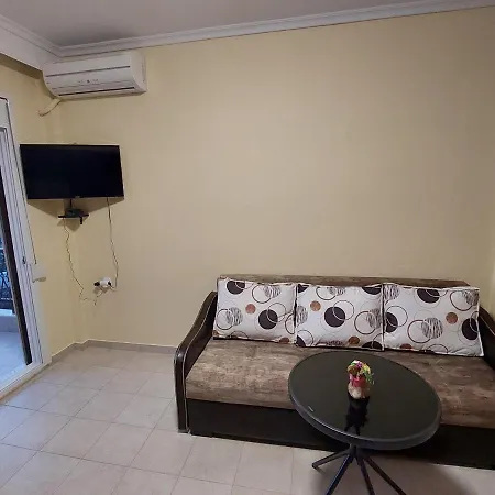 Appartamento Dilyana 2 Karianí